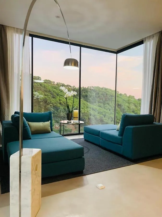 Villa Azahar, Benahavis Marbella Bed & Breakfast